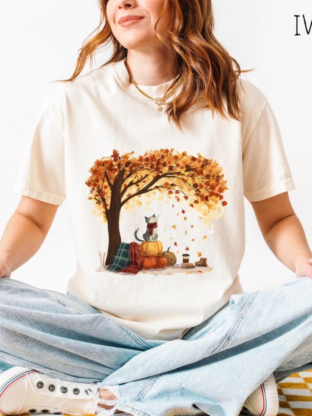 Autumn Cat Graphic Tee - Off White